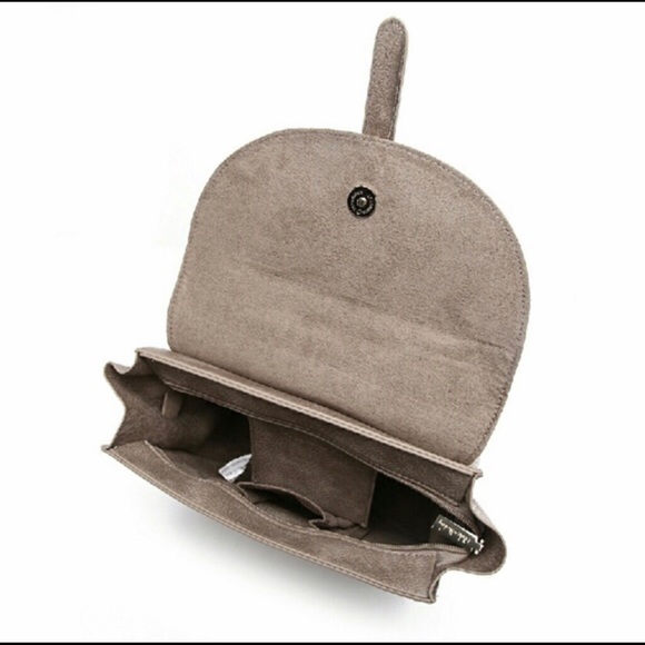 Purse - Picture 3 of 3